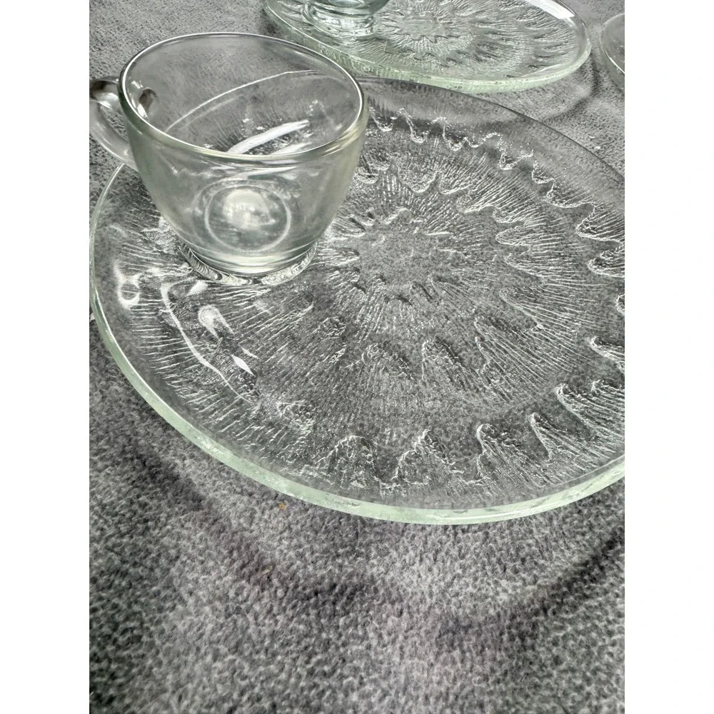 Vintage Sunburst Snack Set Sparkling Crystal Glass 4 Plates 4‎ Cups Original Box